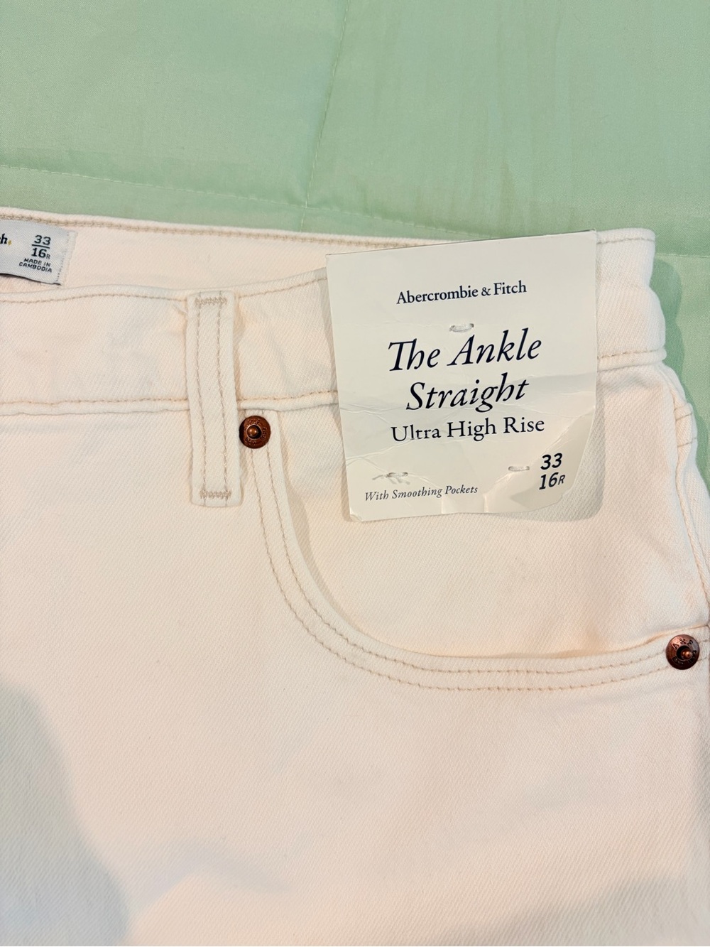 Abercrombie & Fitch Off-White Ankle Straight Jeans - Picture 3 of 3